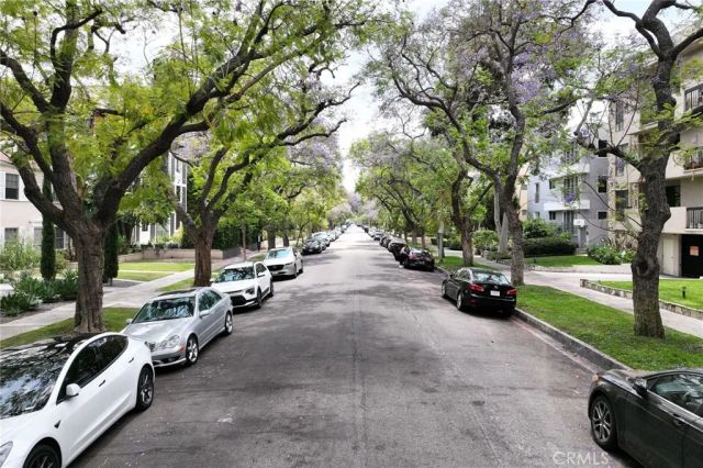 423 N Palm 108, Beverly Hills, CA 90210