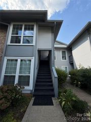 5839 Harris Grove Lane, Charlotte, NC 28212