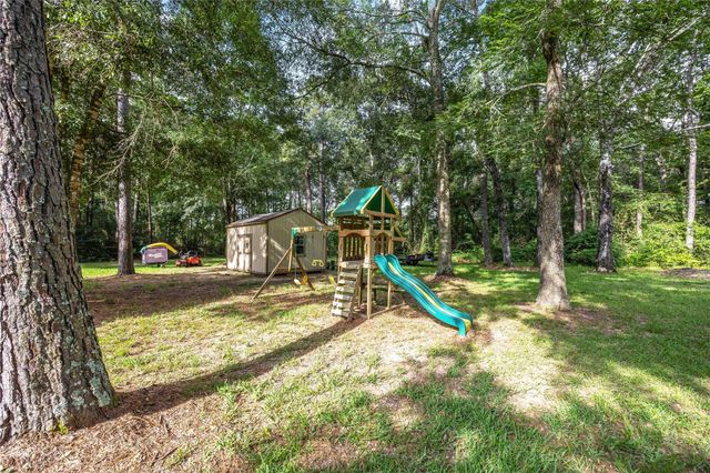 17368 Northcrest Circle, New Caney, TX 77357
