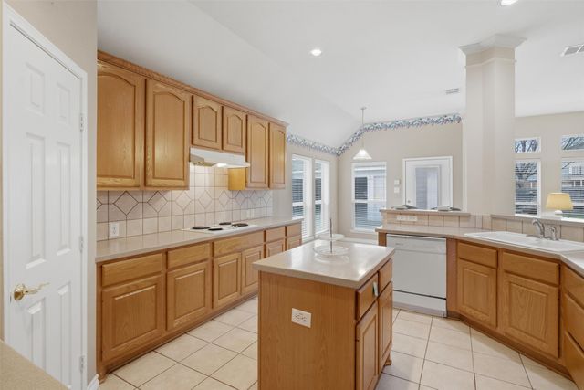 8505 Redwing Lane, Fort Worth, TX 76123