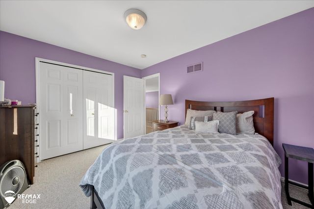 90 Ridge Field Court, Oxford, MI 48371