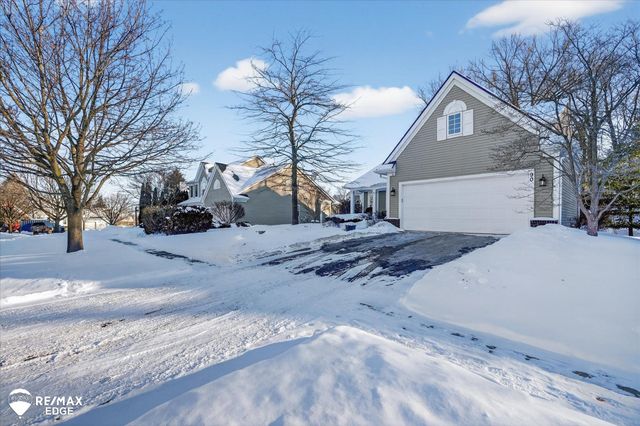 90 Ridge Field Court, Oxford, MI 48371