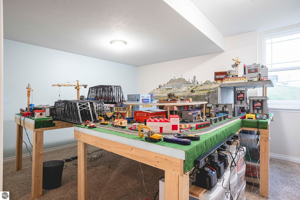 Image 30 of property listing at 4758 Kodiak Drive, Traverse City, MI 49685