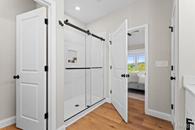 8084 Villa Valley, Caseyville, IL 62232