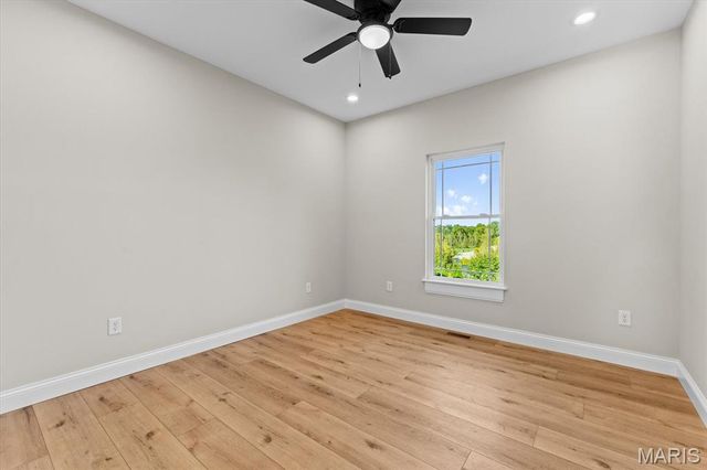 8084 Villa Valley, Caseyville, IL 62232