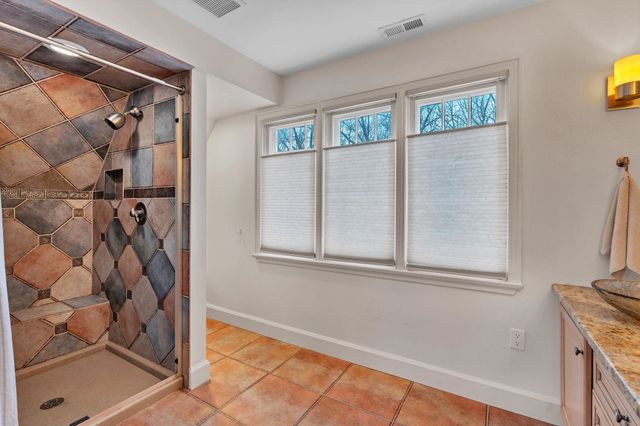 434 N Belmont, Wichita, KS 67208