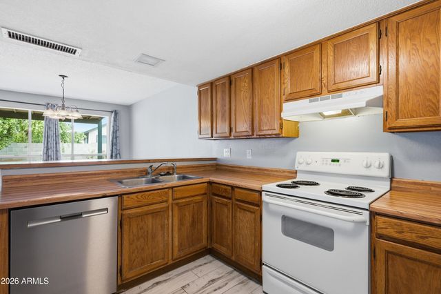 3850 W HARRISON Street, Chandler, AZ 85226