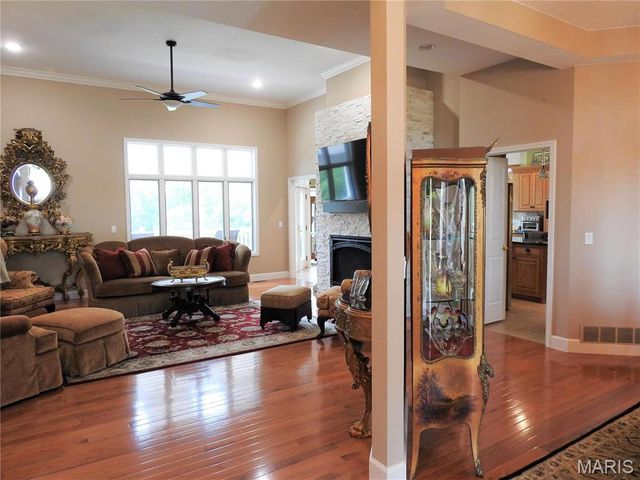 10840 Breeden Drive, Rolla, MO 65401