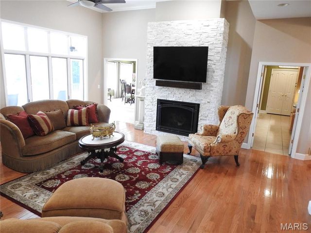 10840 Breeden Drive, Rolla, MO 65401