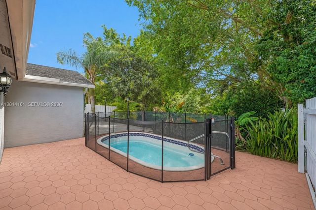1332 Waterway Cove Drive, Wellington, FL 33414