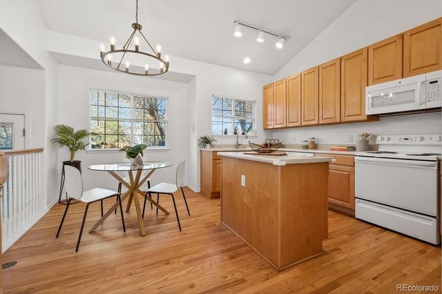 18765 E Crestridge Drive, Aurora, CO 80015