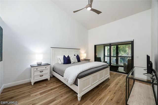 792 Eagle Creek DR 203, Naples, FL 34113