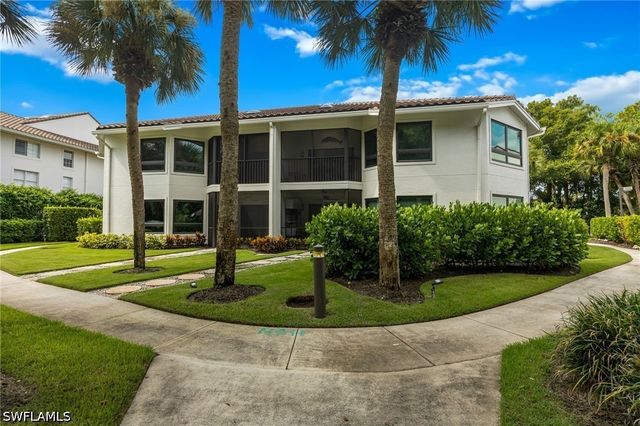 792 Eagle Creek DR 203, Naples, FL 34113