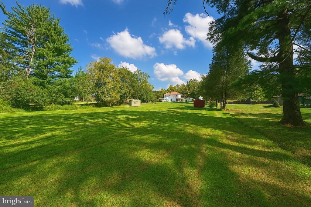 107 READINGTON RD, Whitehouse Station, NJ 08889