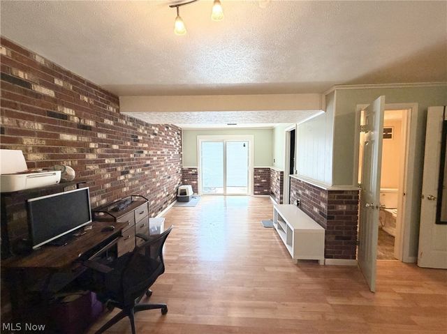 170 Tartan Drive, Follansbee, WV 26037