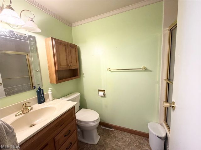 170 Tartan Drive, Follansbee, WV 26037