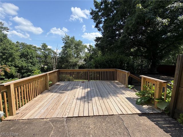 170 Tartan Drive, Follansbee, WV 26037
