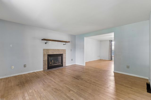 1816 S Woodland Drive, Port Huron, MI 48060