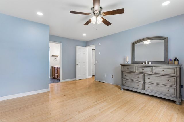 1816 S Woodland Drive, Port Huron, MI 48060