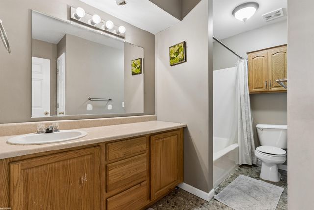 1816 S Woodland Drive, Port Huron, MI 48060