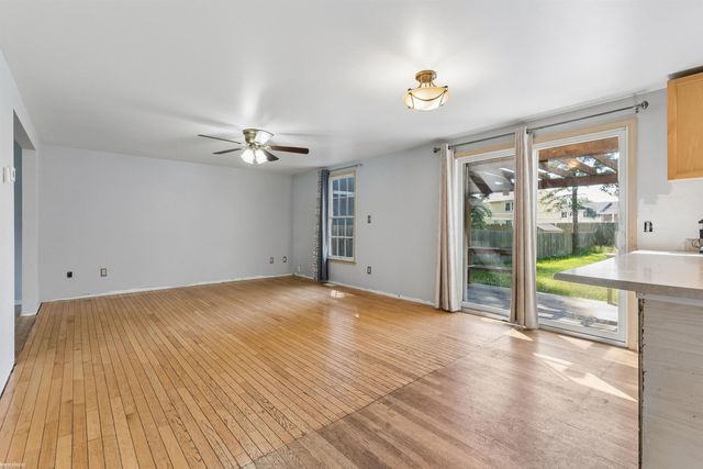 1816 S Woodland Drive, Port Huron, MI 48060