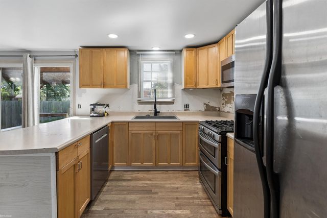 1816 S Woodland Drive, Port Huron, MI 48060