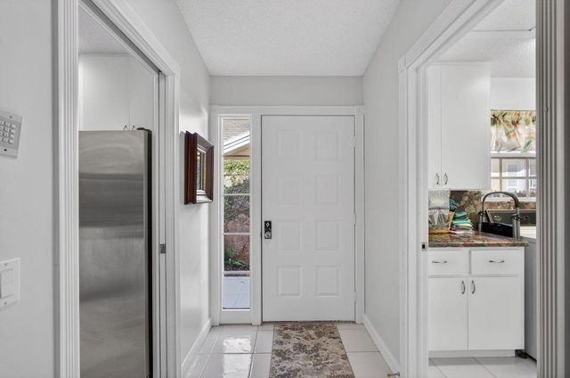 4153 Royal Oak Drive, Palm Beach Gardens, FL 33410