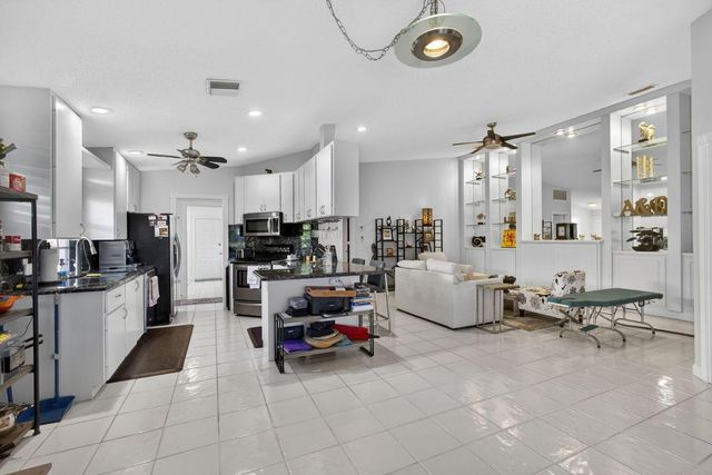 4153 Royal Oak Drive, Palm Beach Gardens, FL 33410