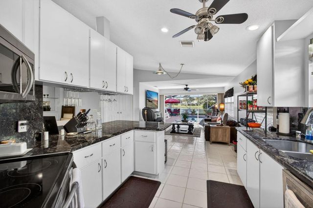 4153 Royal Oak Drive, Palm Beach Gardens, FL 33410