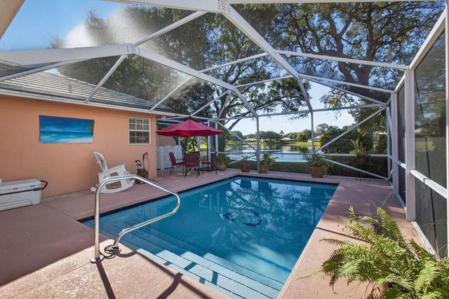 4153 Royal Oak Drive, Palm Beach Gardens, FL 33410