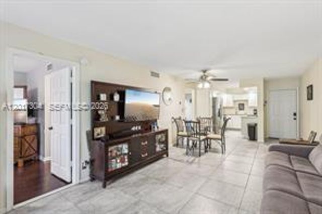 301 Olivewood Pl O130, Boca Raton, FL 33431