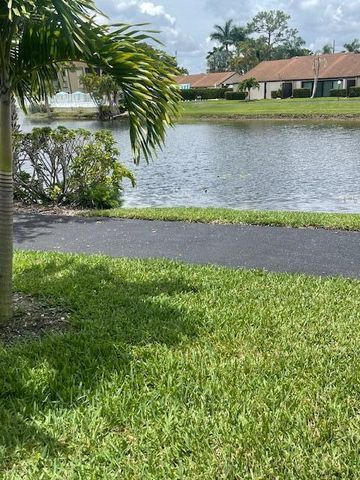 705 Sunny Pine Way F, Greenacres, FL 33415