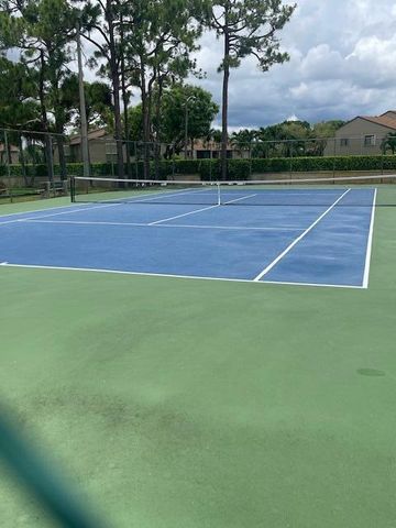 705 Sunny Pine Way F, Greenacres, FL 33415