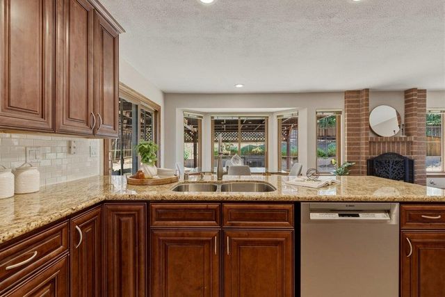 2072 Pleasant Crest Court, San Jose, CA 95148