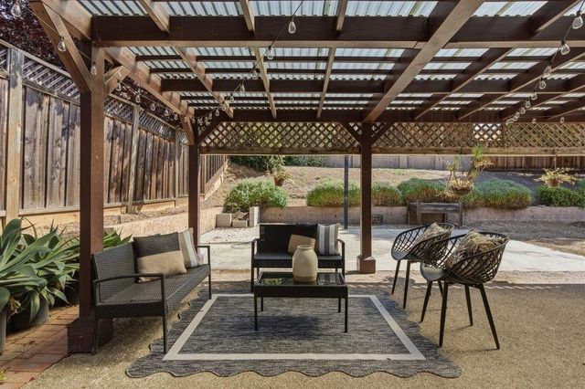 2072 Pleasant Crest Court, San Jose, CA 95148