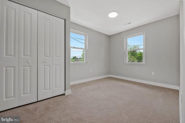 823 46TH ST NE, Washington, DC 20019