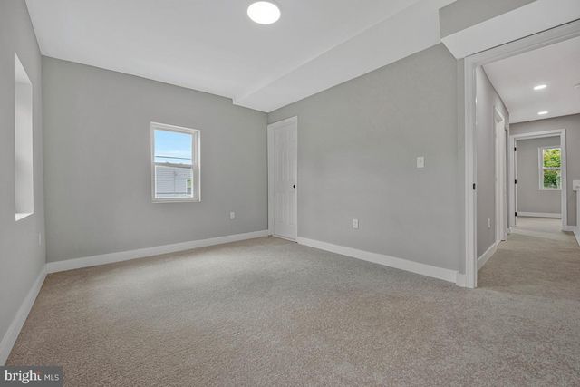 823 46TH ST NE, Washington, DC 20019