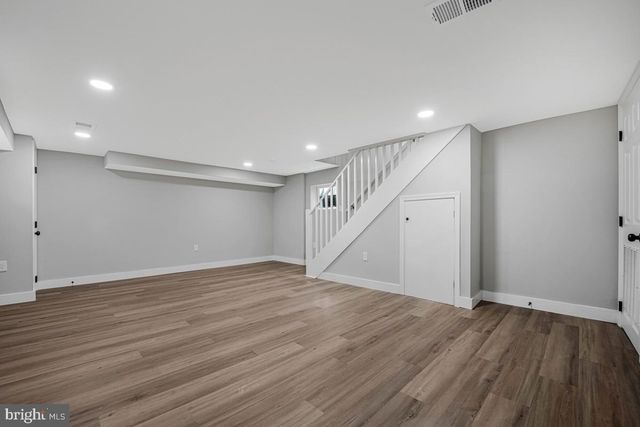 823 46TH ST NE, Washington, DC 20019