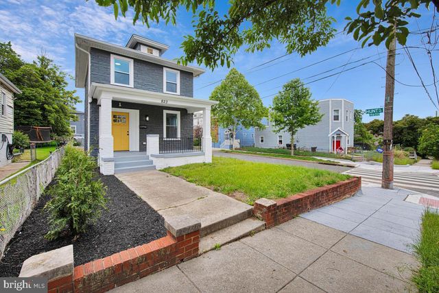 823 46TH ST NE, Washington, DC 20019