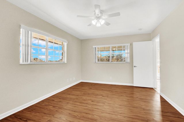 10249 N Military Trail Apt 201, Palm Beach Gardens, FL 33410