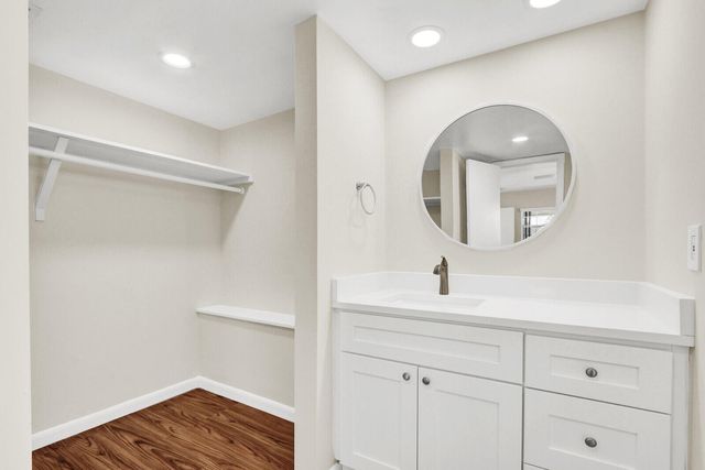 10249 N Military Trail Apt 201, Palm Beach Gardens, FL 33410