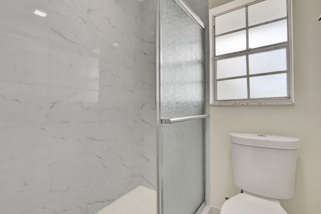 10249 N Military Trail Apt 201, Palm Beach Gardens, FL 33410