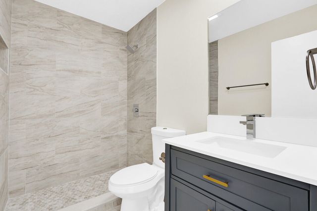 10249 N Military Trail Apt 201, Palm Beach Gardens, FL 33410