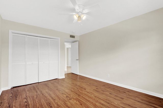 10249 N Military Trail Apt 201, Palm Beach Gardens, FL 33410