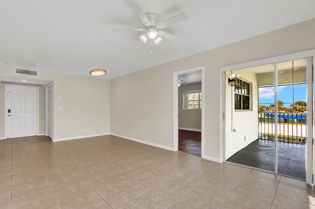 10249 N Military Trail Apt 201, Palm Beach Gardens, FL 33410
