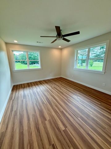 12831 Hummingbird Road, Elkins, AR 72727