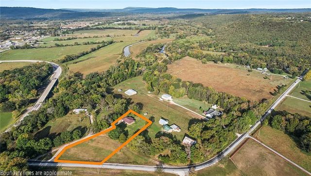 12831 Hummingbird Road, Elkins, AR 72727
