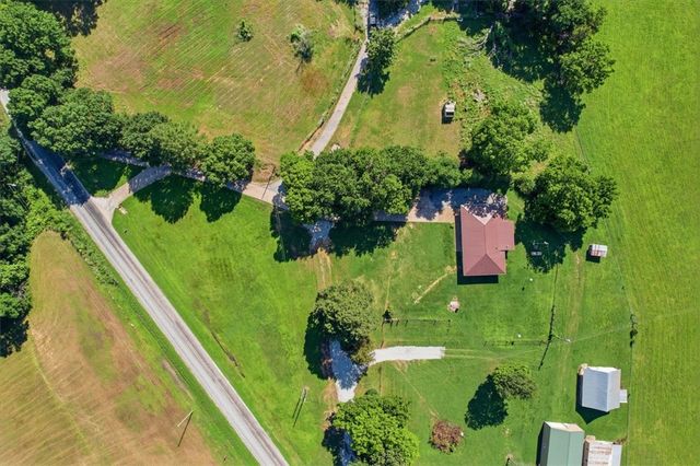 12831 Hummingbird Road, Elkins, AR 72727