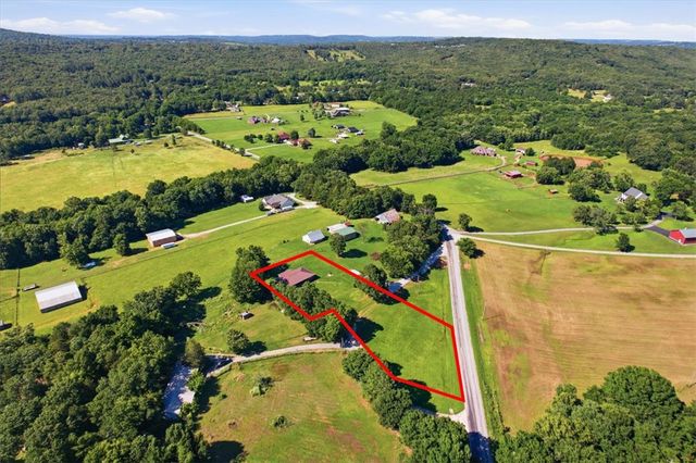 12831 Hummingbird Road, Elkins, AR 72727