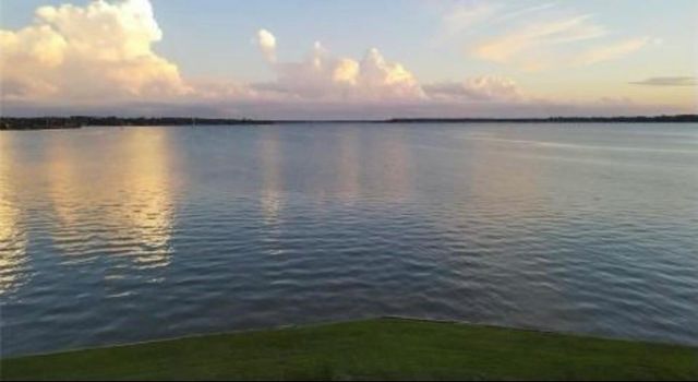 120 Page Lane, Houston, TX 77336